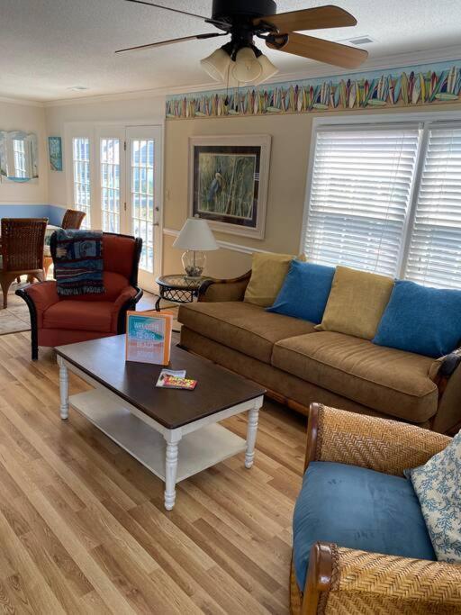 Beach Breeze 3, Pet Friendly, Walking Distance To Atlantic Ocean Free Parking Myrtle Beach Exterior foto